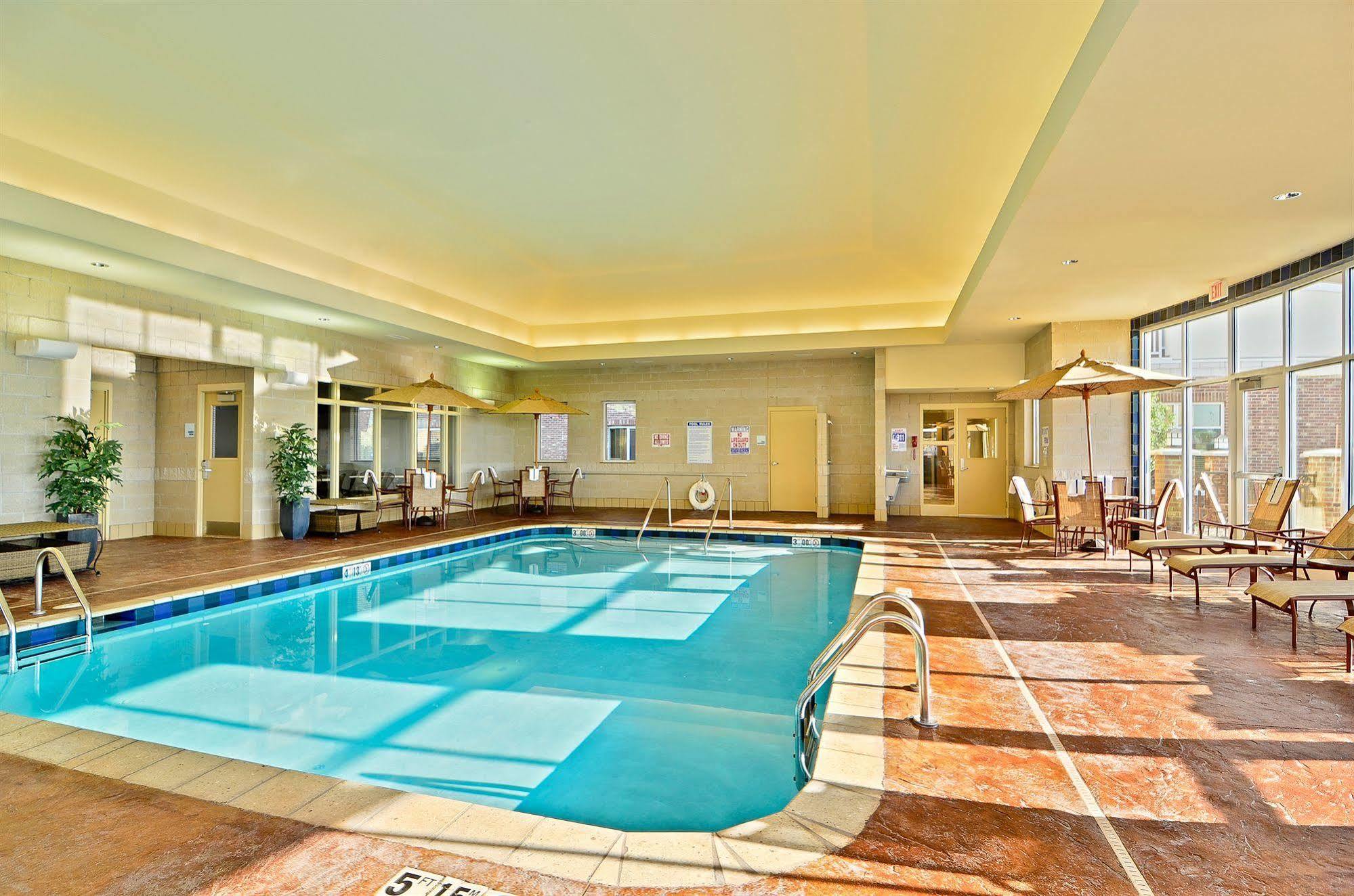 ฮอว์ธอร์น สวีท บาย วินด์แฮม ดิกคินสัน Hotel ภายนอก รูปภาพ