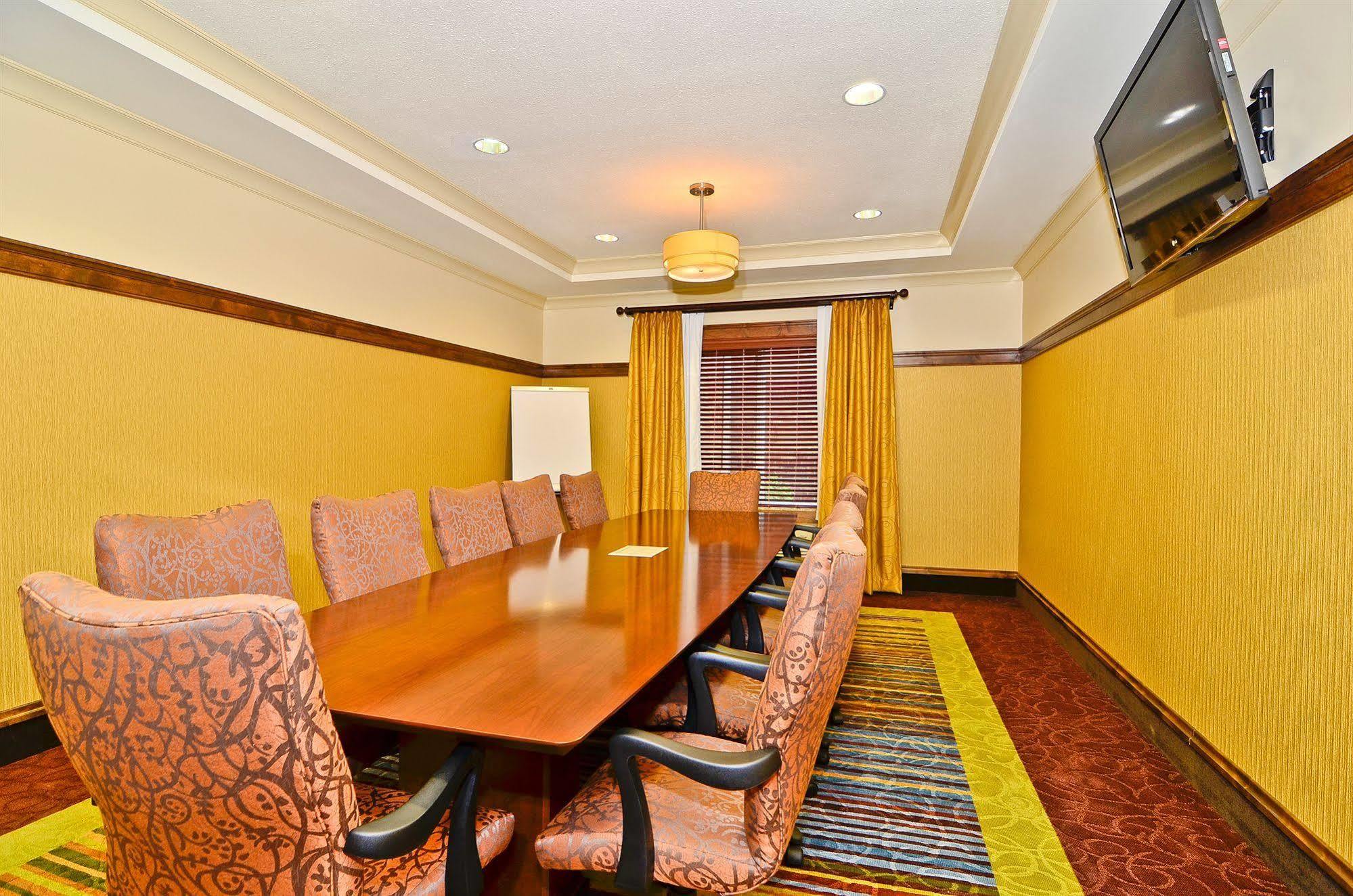 ฮอว์ธอร์น สวีท บาย วินด์แฮม ดิกคินสัน Hotel ภายนอก รูปภาพ
